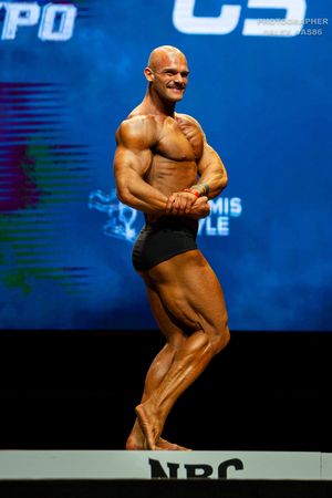 СLASSIC PHYSIQUE НОВИЧКИ
